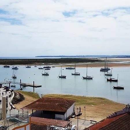 Quarto em Acomodações Particulares House Lagoon